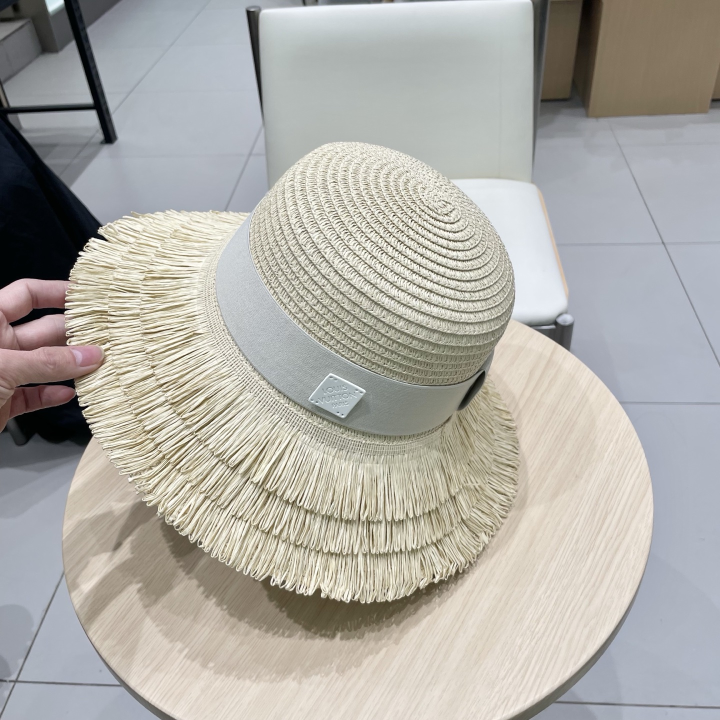  【LV路易威登】2025新款度假风草帽，旅行必备，超好搭配，赶紧入手！