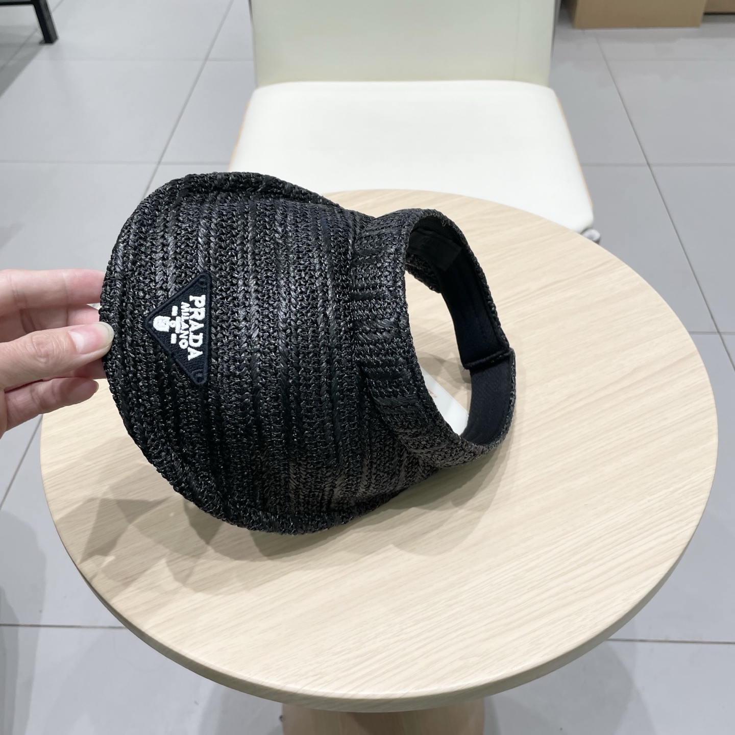  Prada普拉达新款草编空顶帽
防晒款 享受阳光 高效防晒～