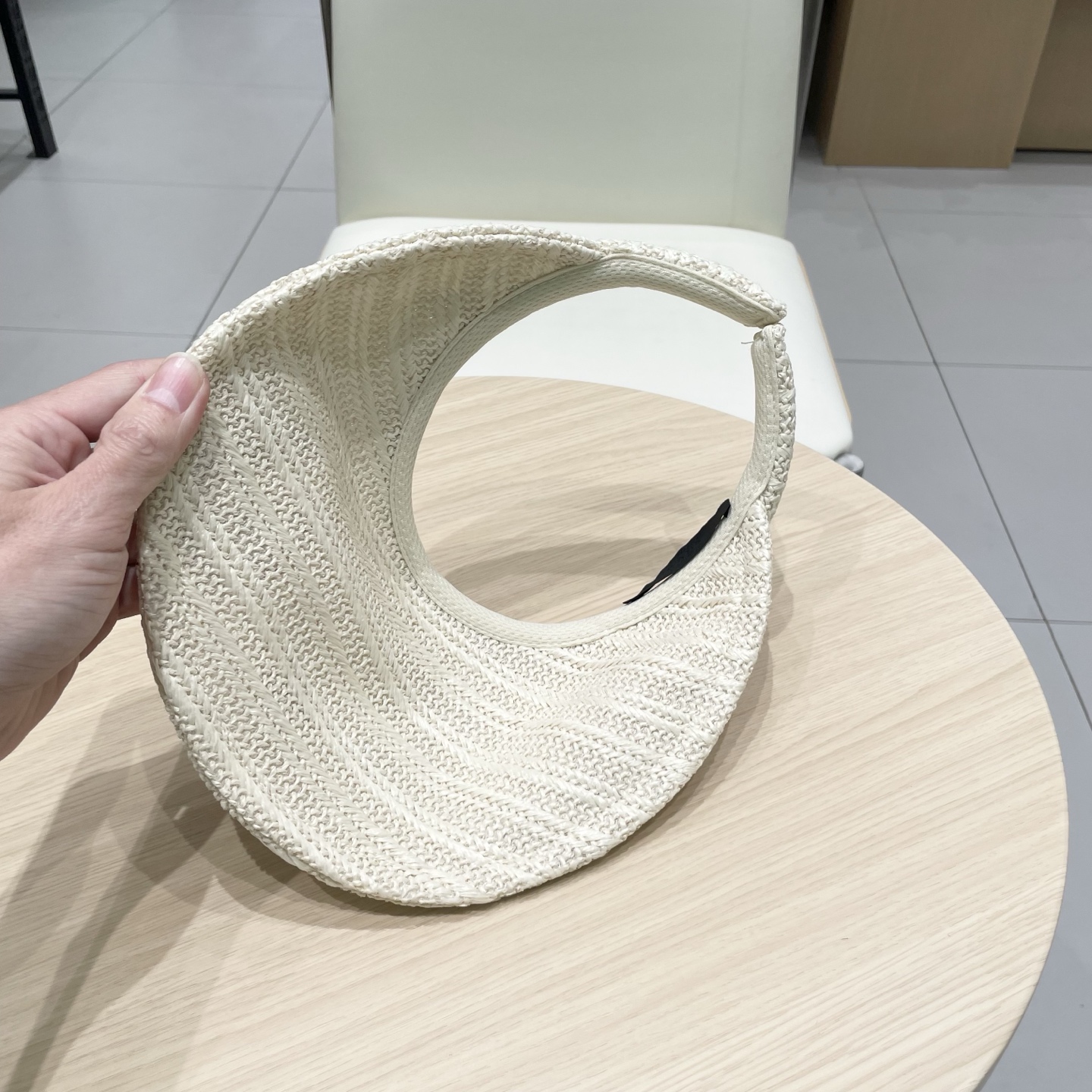  Prada普拉达新款草编空顶帽
防晒款 享受阳光 高效防晒～