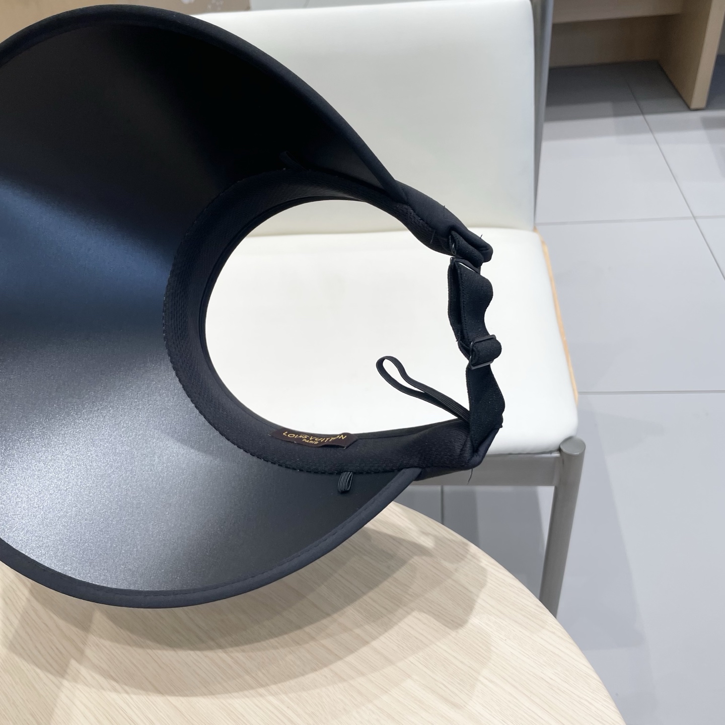 🧢路易威登棒球帽 LouisVuitton😍户外防晒帽子遮阳帽夏季天草帽防紫外线发箍式太阳帽简约空顶帽女