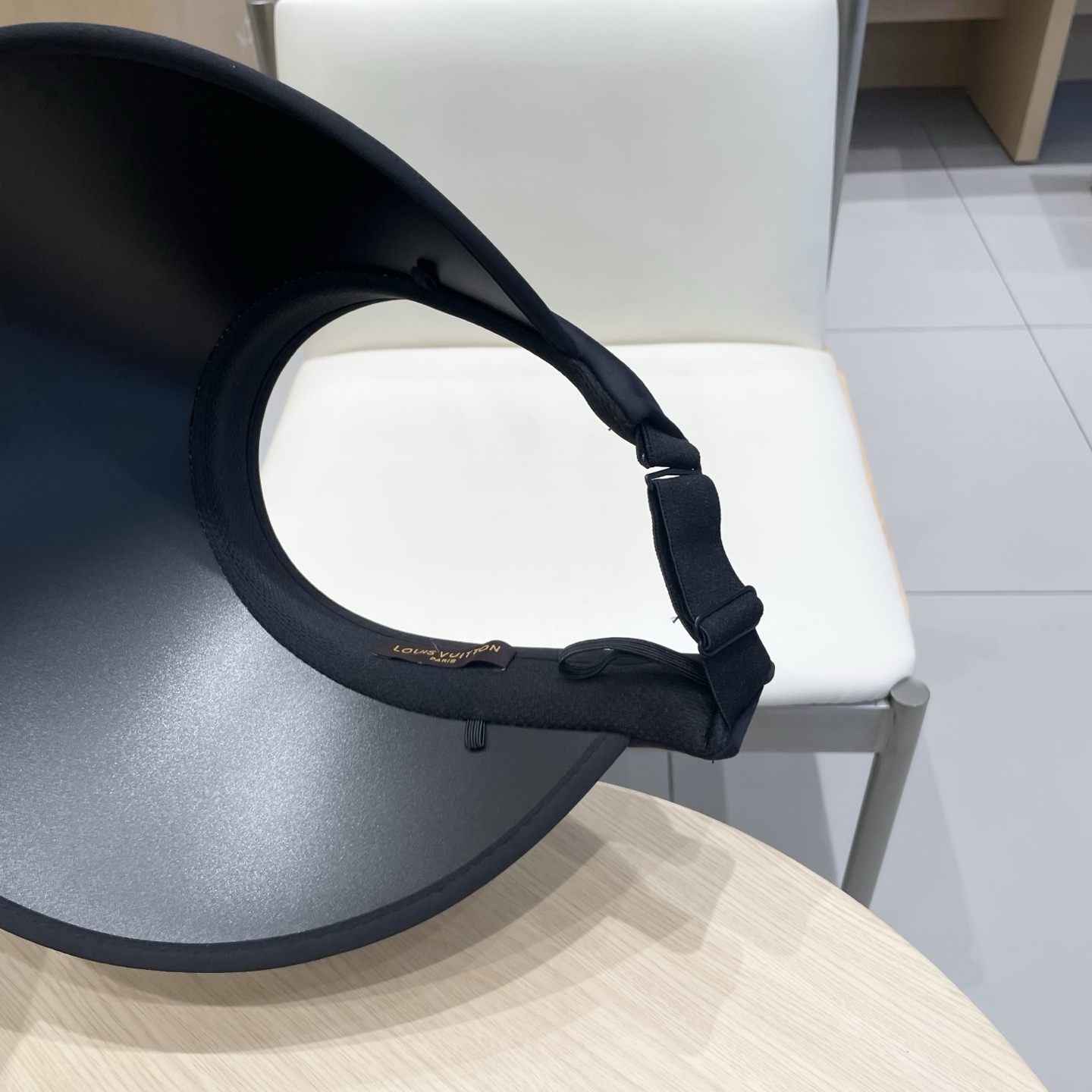 🧢路易威登棒球帽 LouisVuitton😍户外防晒帽子遮阳帽夏季天草帽防紫外线发箍式太阳帽简约空顶帽女