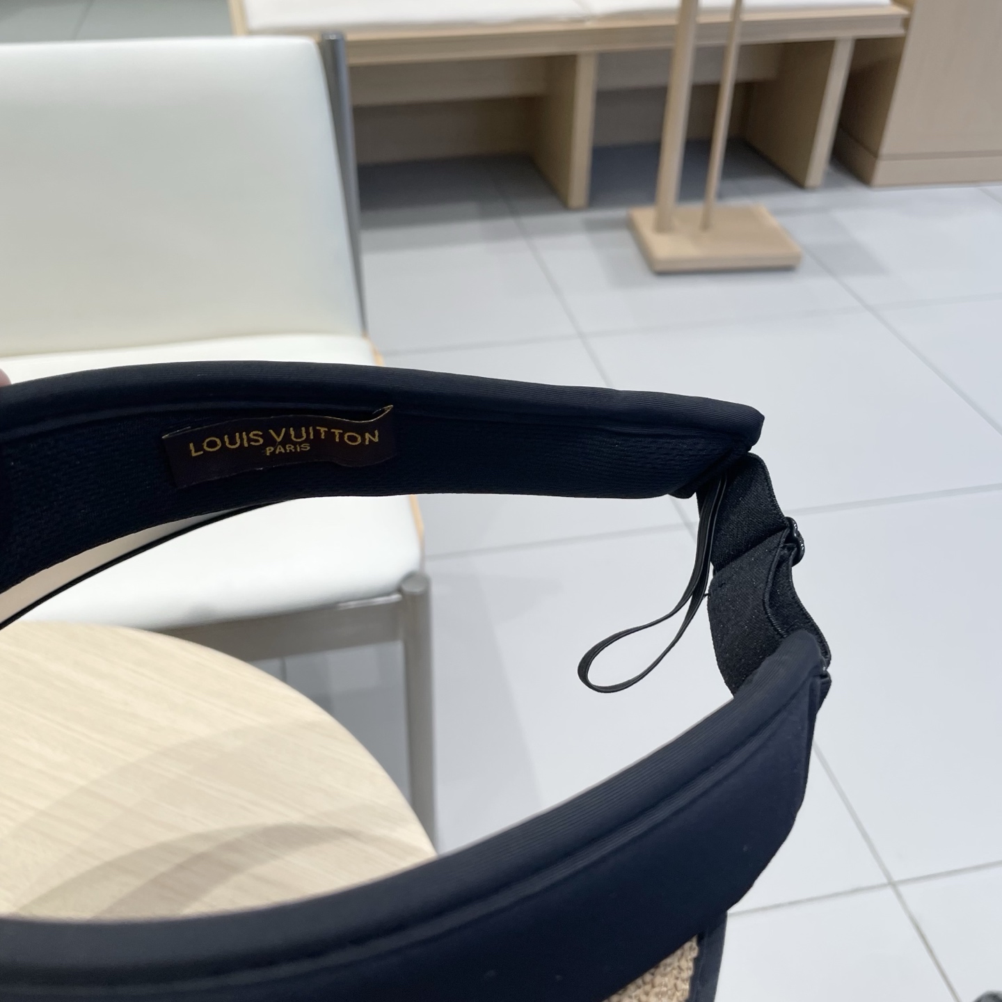 🧢路易威登棒球帽 LouisVuitton😍户外防晒帽子遮阳帽夏季天草帽防紫外线发箍式太阳帽简约空顶帽女