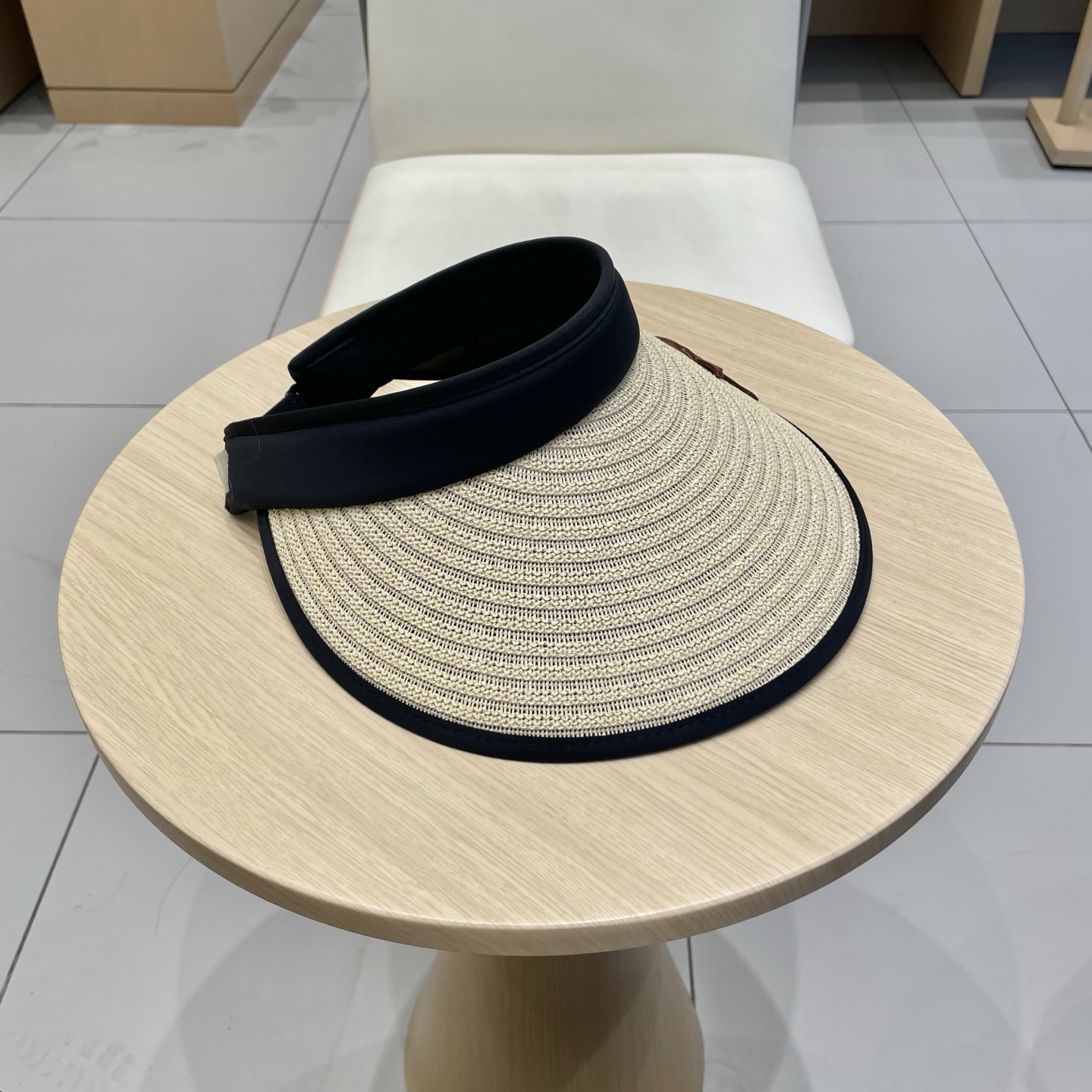 🧢路易威登棒球帽 LouisVuitton😍户外防晒帽子遮阳帽夏季天草帽防紫外线发箍式太阳帽简约空顶帽女