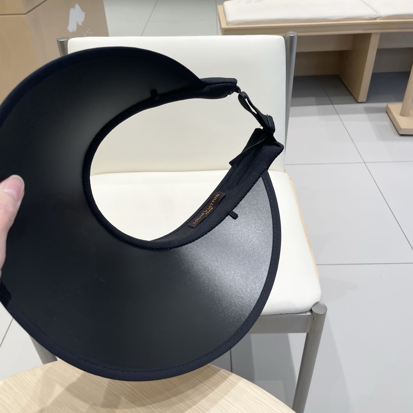 🧢路易威登棒球帽 LouisVuitton😍户外防晒帽子遮阳帽夏季天草帽防紫外线发箍式太阳帽简约空顶帽女