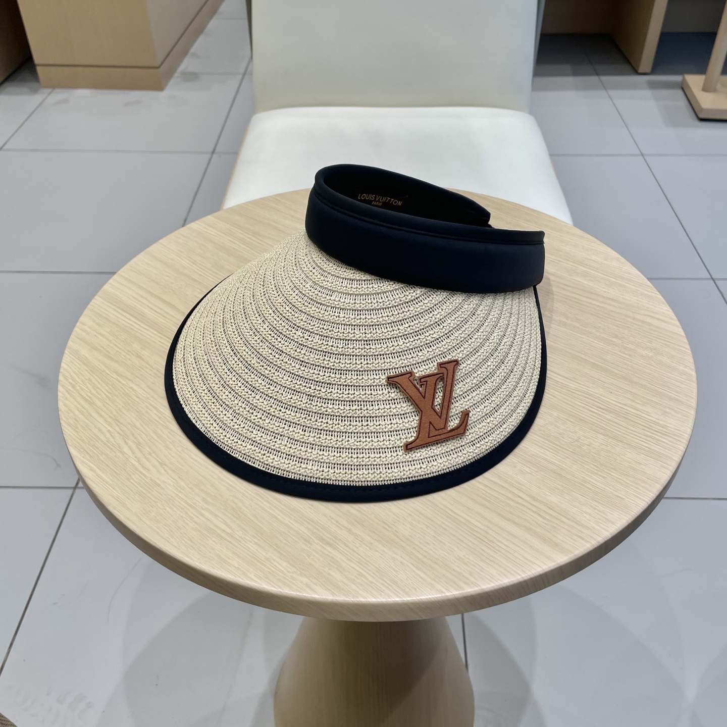 🧢路易威登棒球帽 LouisVuitton😍户外防晒帽子遮阳帽夏季天草帽防紫外线发箍式太阳帽简约空顶帽女