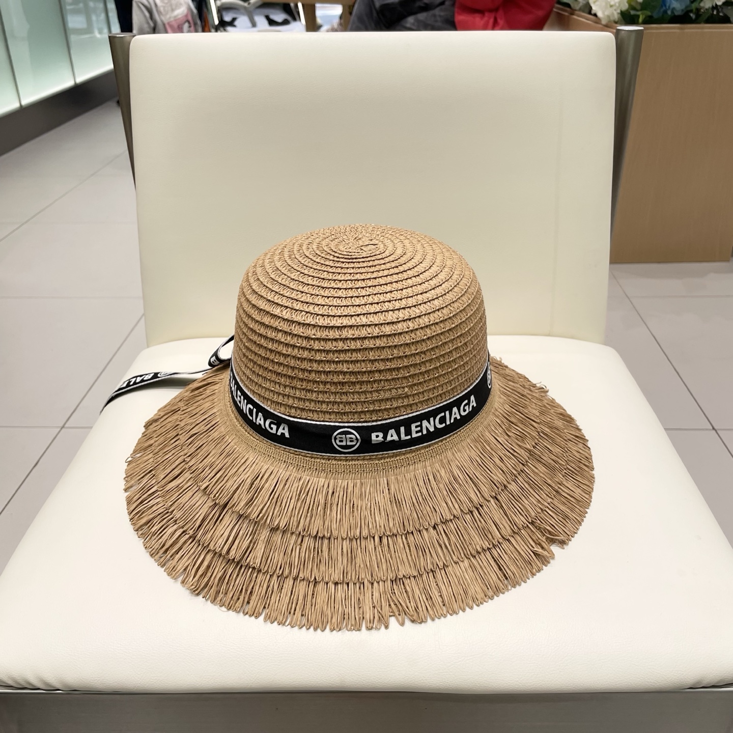  【balenciaga巴黎世家】2025新款蝴蝶结度假风草帽，旅行必备，超好搭配，赶紧入手！