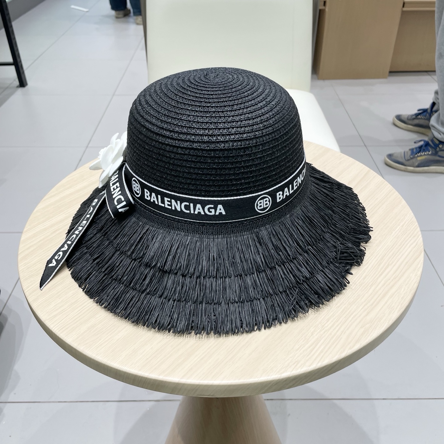  【balenciaga巴黎世家】2025新款蝴蝶结度假风草帽，旅行必备，超好搭配，赶紧入手！