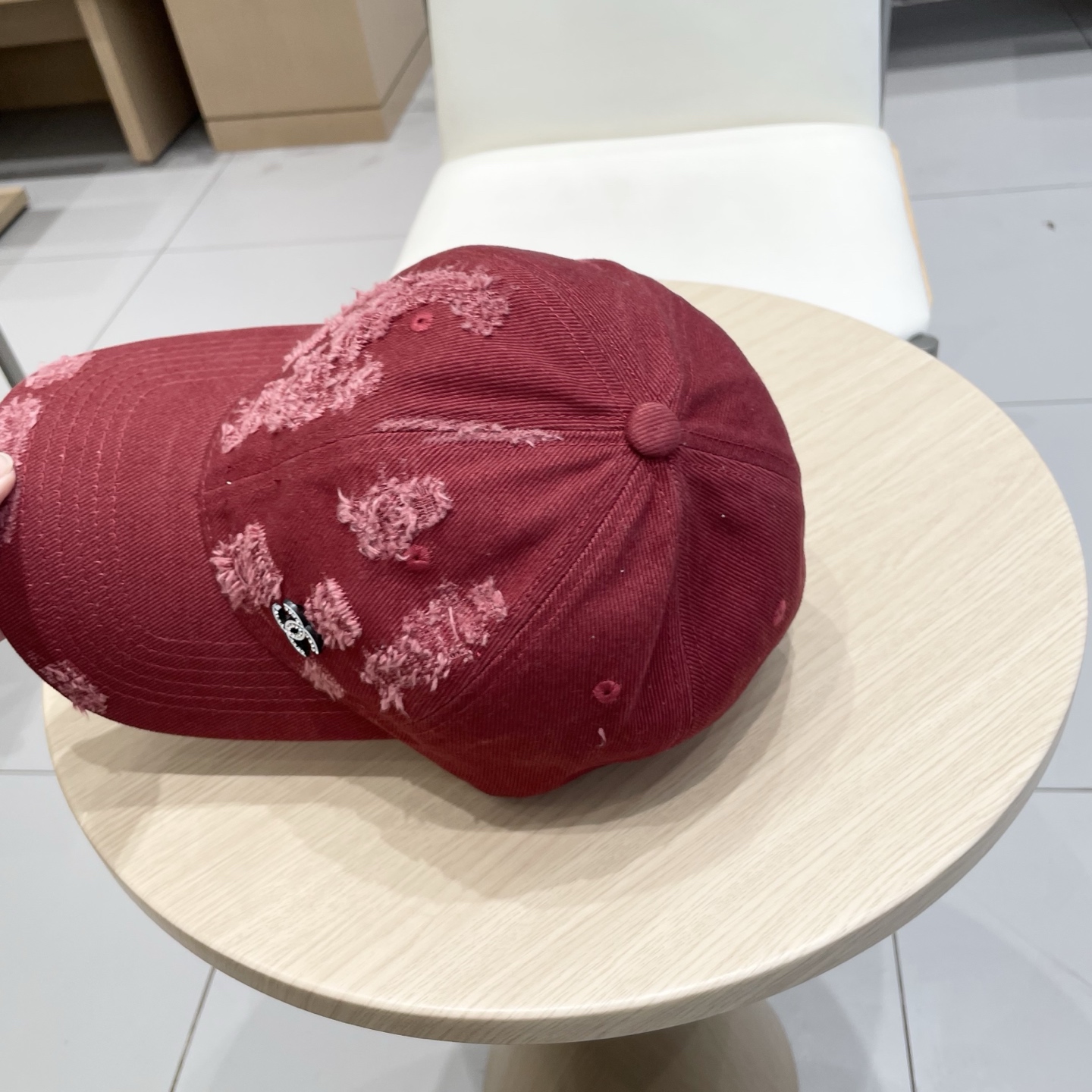  CHANEL香奈儿】新款简约logo棒球帽，新款出货，大牌款超好搭配，赶紧入手！