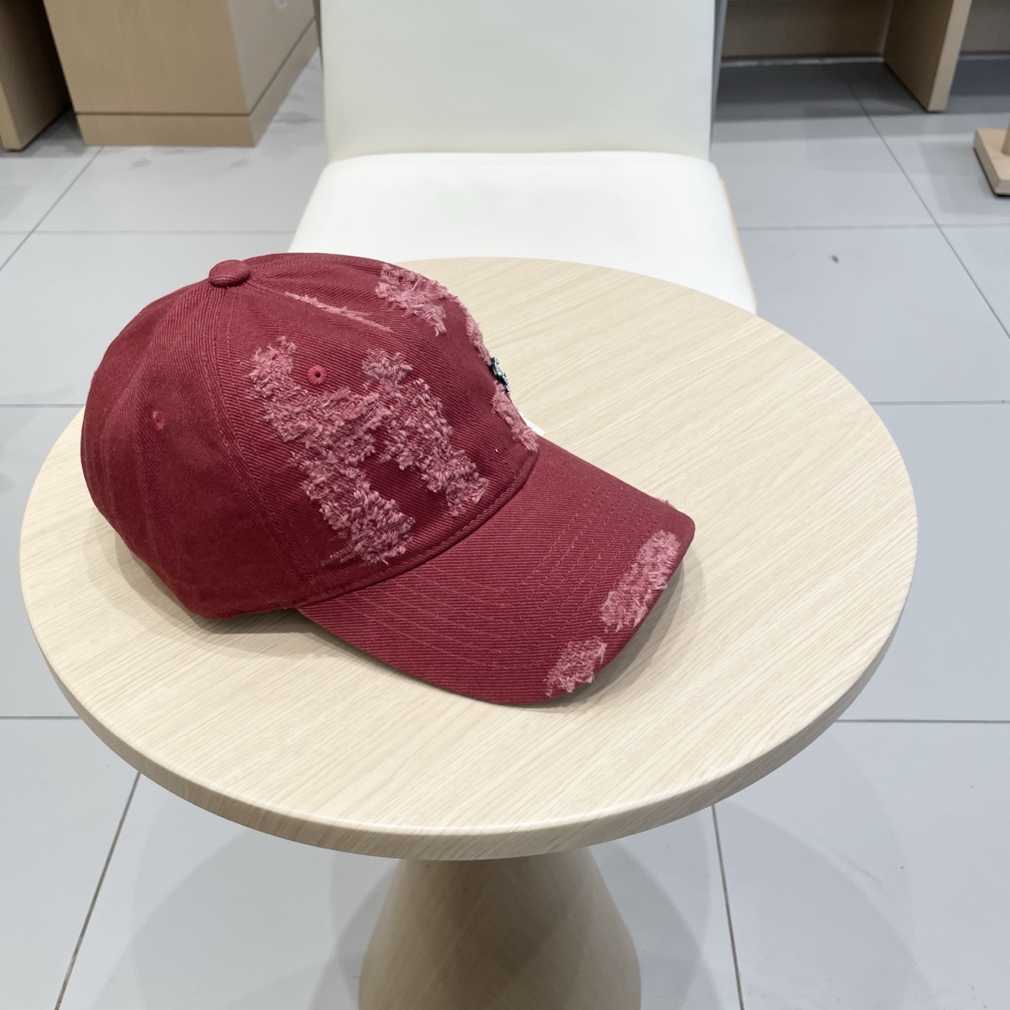  CHANEL香奈儿】新款简约logo棒球帽，新款出货，大牌款超好搭配，赶紧入手！