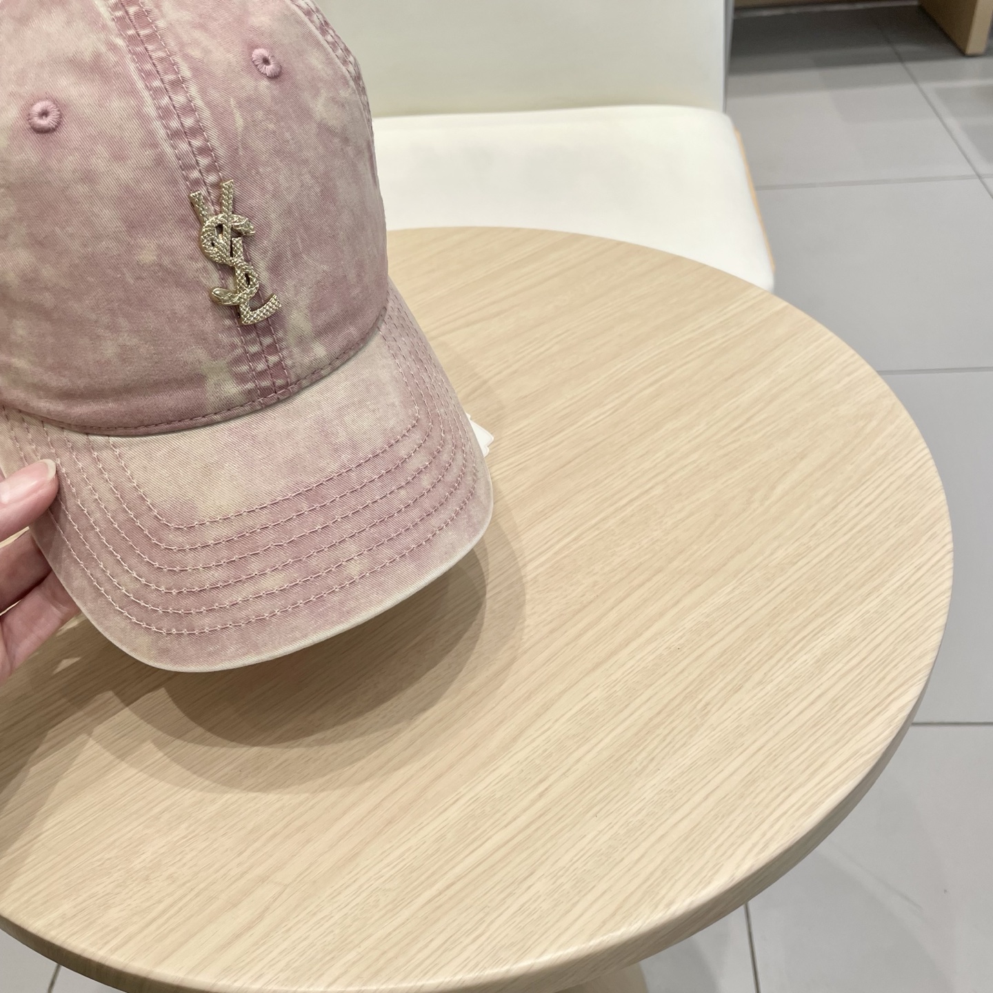  圣罗兰SAINT LAURENT 官网对版棒球帽，请认准高端品质市场唯一细节对版，小红书推荐，时尚百搭