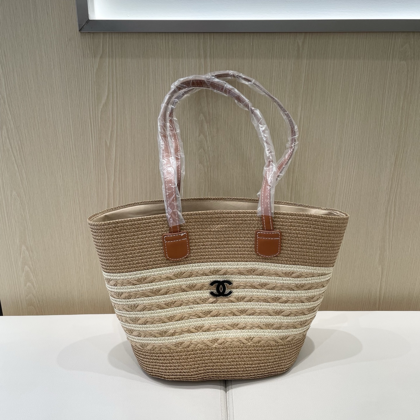 NO:228165,Chanel Chanel hand-woven bag large capacity straw woven bag women 2025 new beach shoulder bag summer tote bag 40cm lower width 23cm height 30cm hat straw hat fisherman hat baseball hat, hat, chanel, chanel, espadrilles, espadrilles, totes, shoulder bags, hats19860909Chanel香奈儿手工编织包大容量草编包包女士2025新款沙滩单肩包夏季托特包40cm 下宽23cm高度30cm帽子草帽渔夫帽棒球帽,帽子,chanel,chanel,espadrilles,espadrilles,totes,shoulder bags,hats,hat