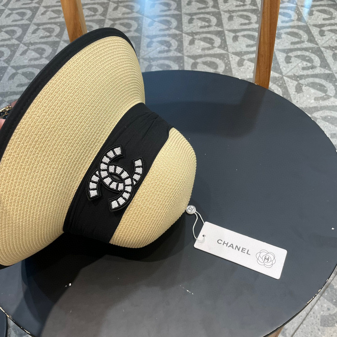 【Chanel香奈儿】新款编织草帽，度假休闲必备，优雅大方的一款