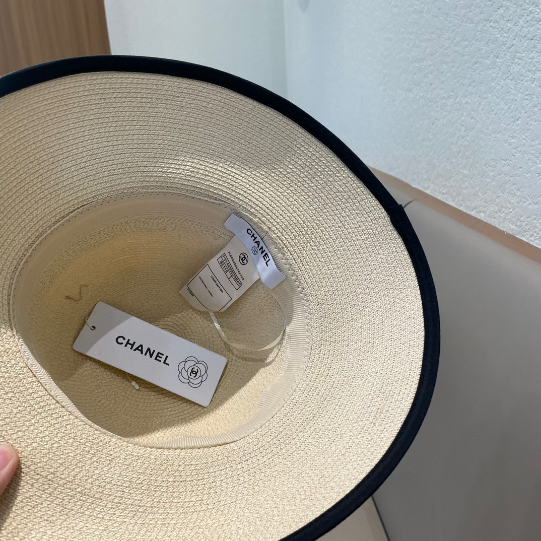 【Chanel香奈儿】新款编织草帽，度假休闲必备，优雅大方的一款