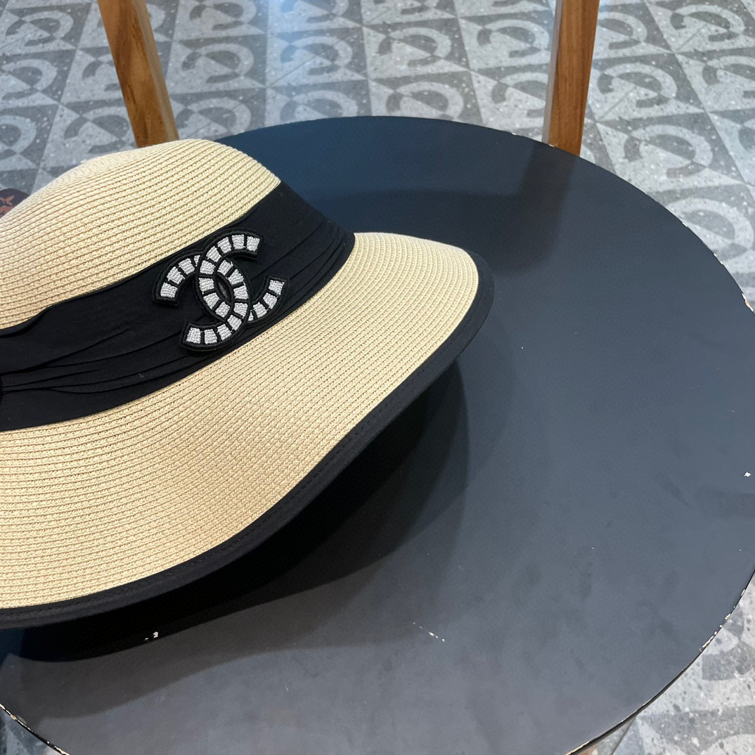 【Chanel香奈儿】新款编织草帽，度假休闲必备，优雅大方的一款