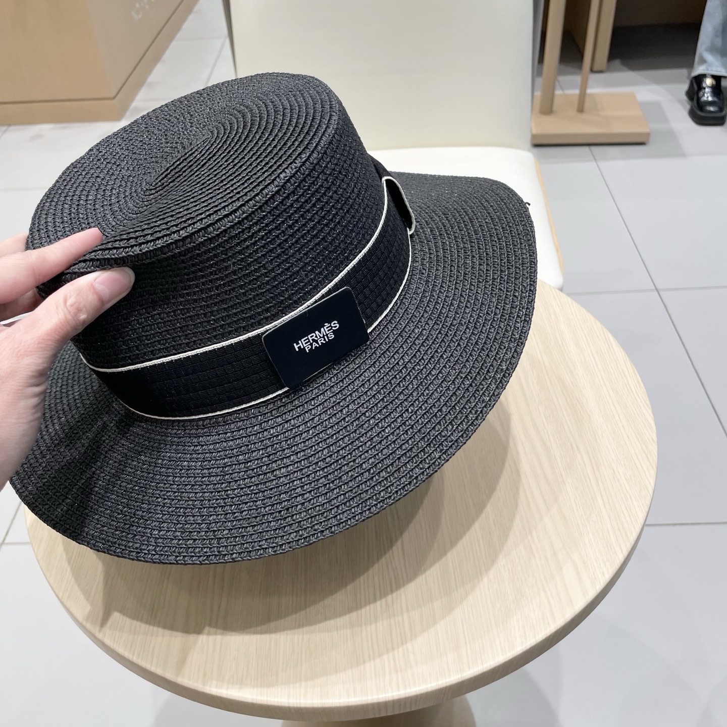  爱马仕新款草帽，平顶礼帽，头围57cm