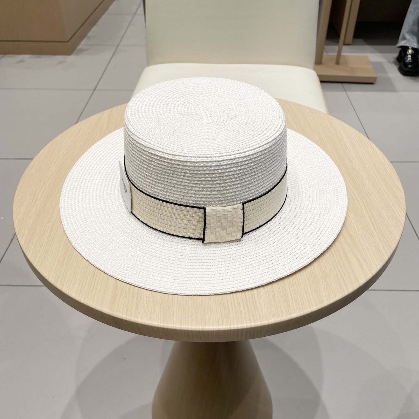  爱马仕新款草帽，平顶礼帽，头围57cm