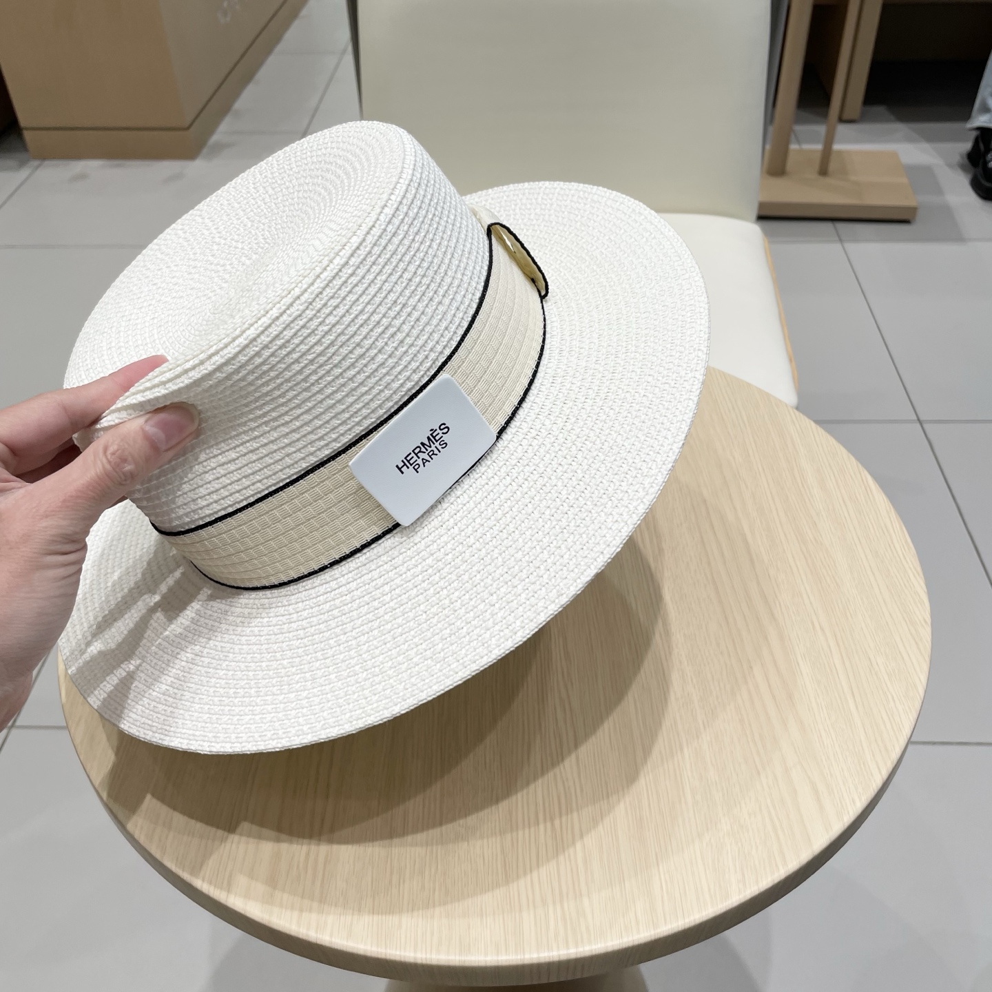  爱马仕新款草帽，平顶礼帽，头围57cm
