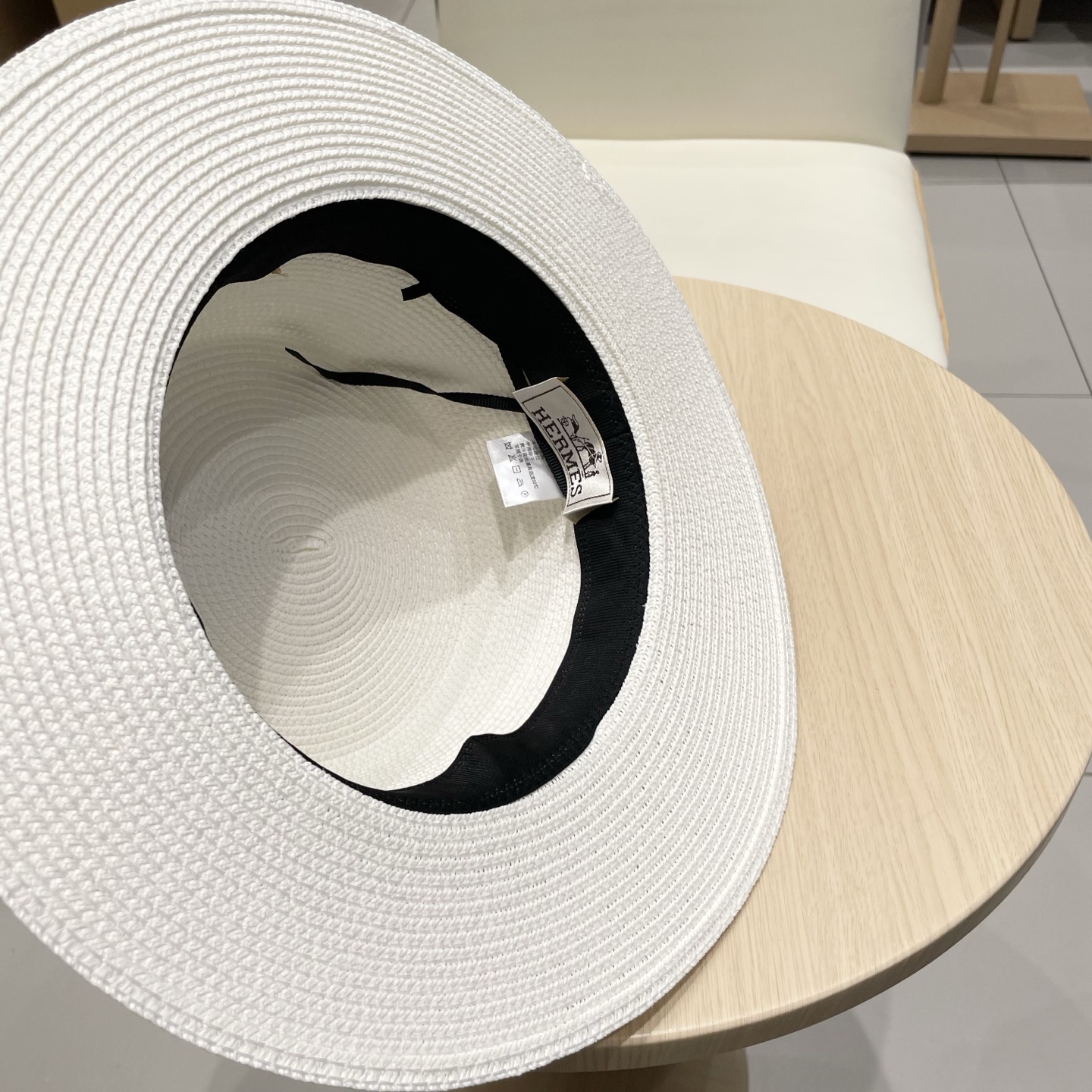  爱马仕新款草帽，平顶礼帽，头围57cm