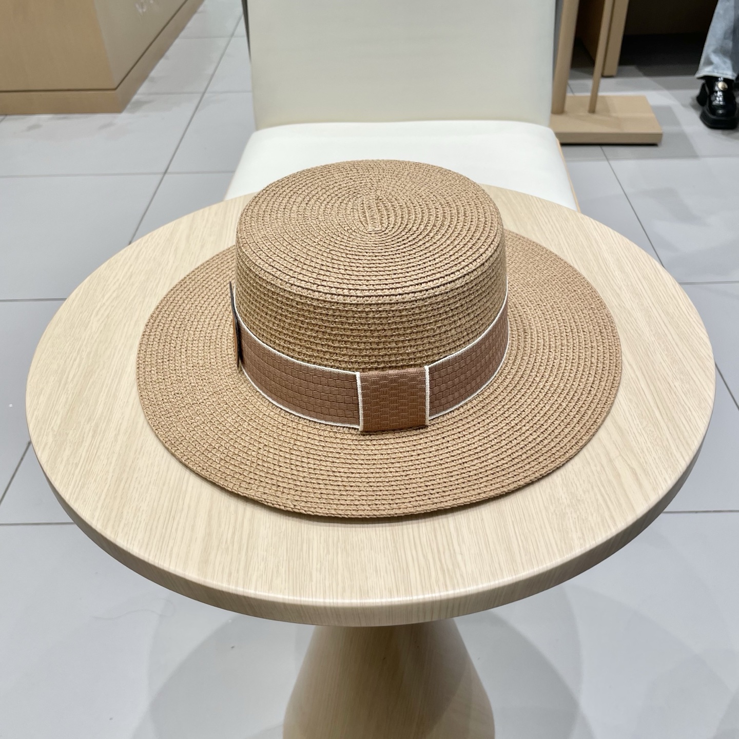  爱马仕新款草帽，平顶礼帽，头围57cm