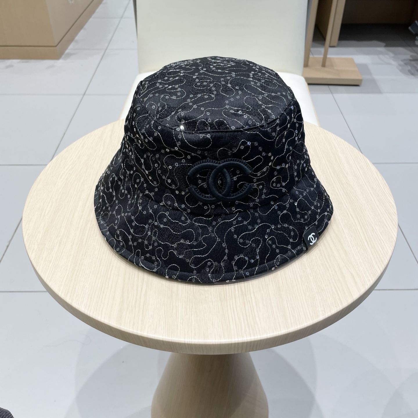  现货🌈CHANEL香奈儿 最美渔夫帽 🈵️logo你们爱的 😄