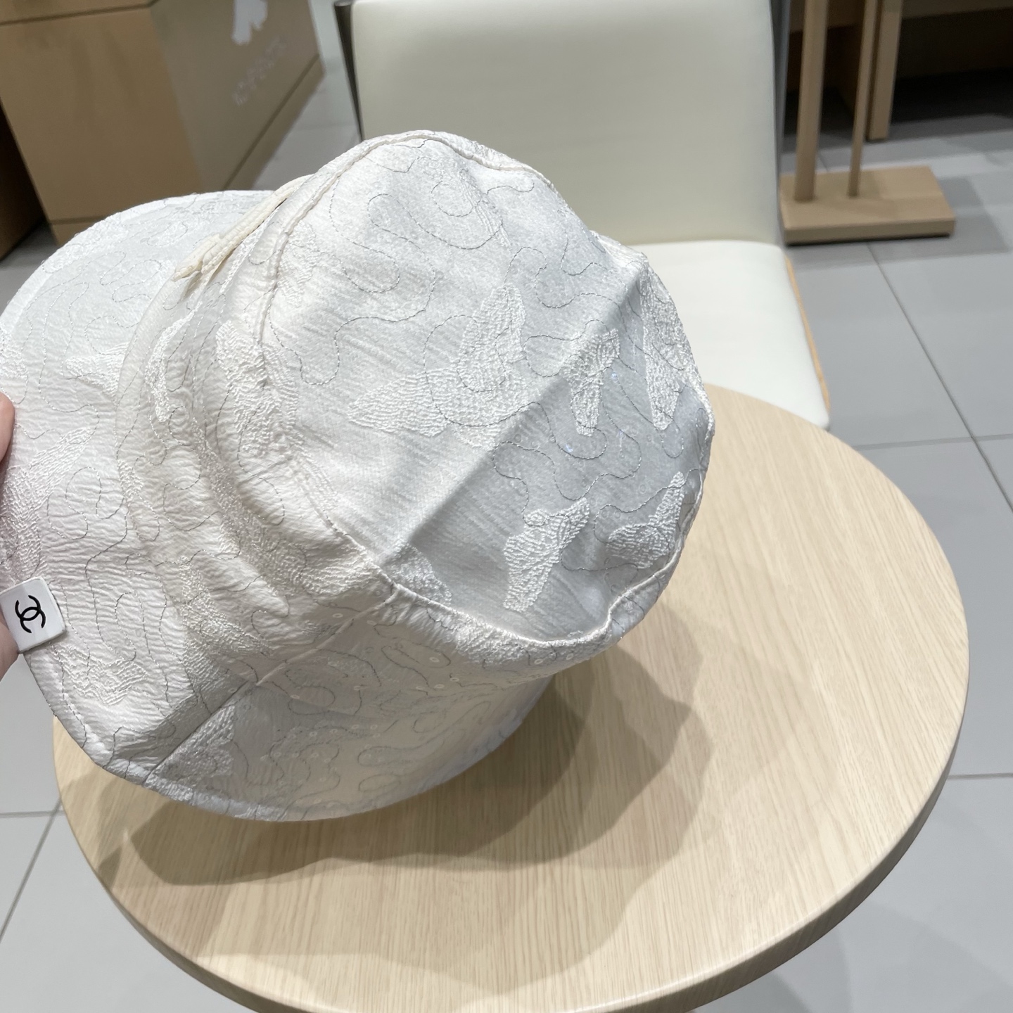  现货🌈CHANEL香奈儿 最美渔夫帽 🈵️logo你们爱的 😄