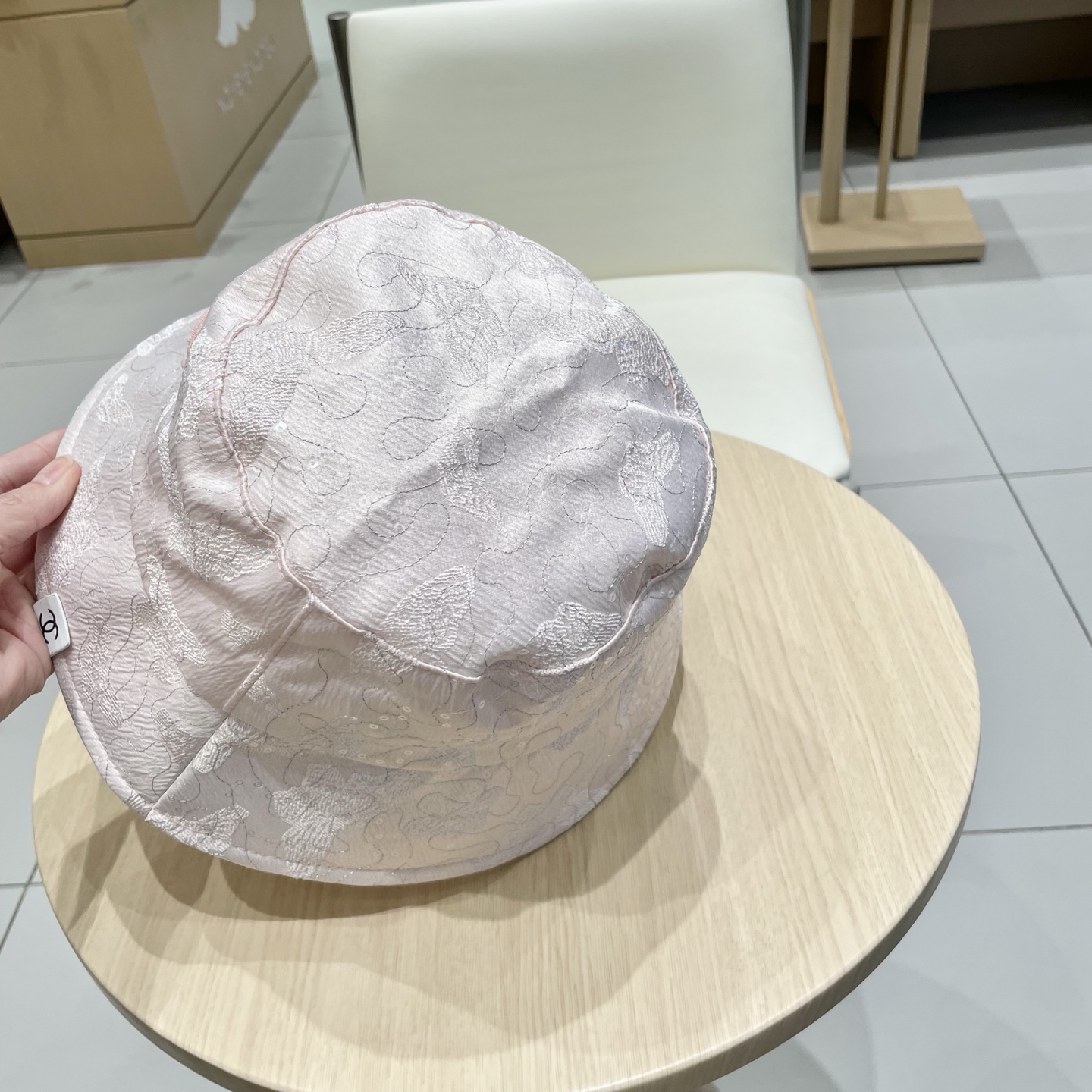  现货🌈CHANEL香奈儿 最美渔夫帽 🈵️logo你们爱的 😄