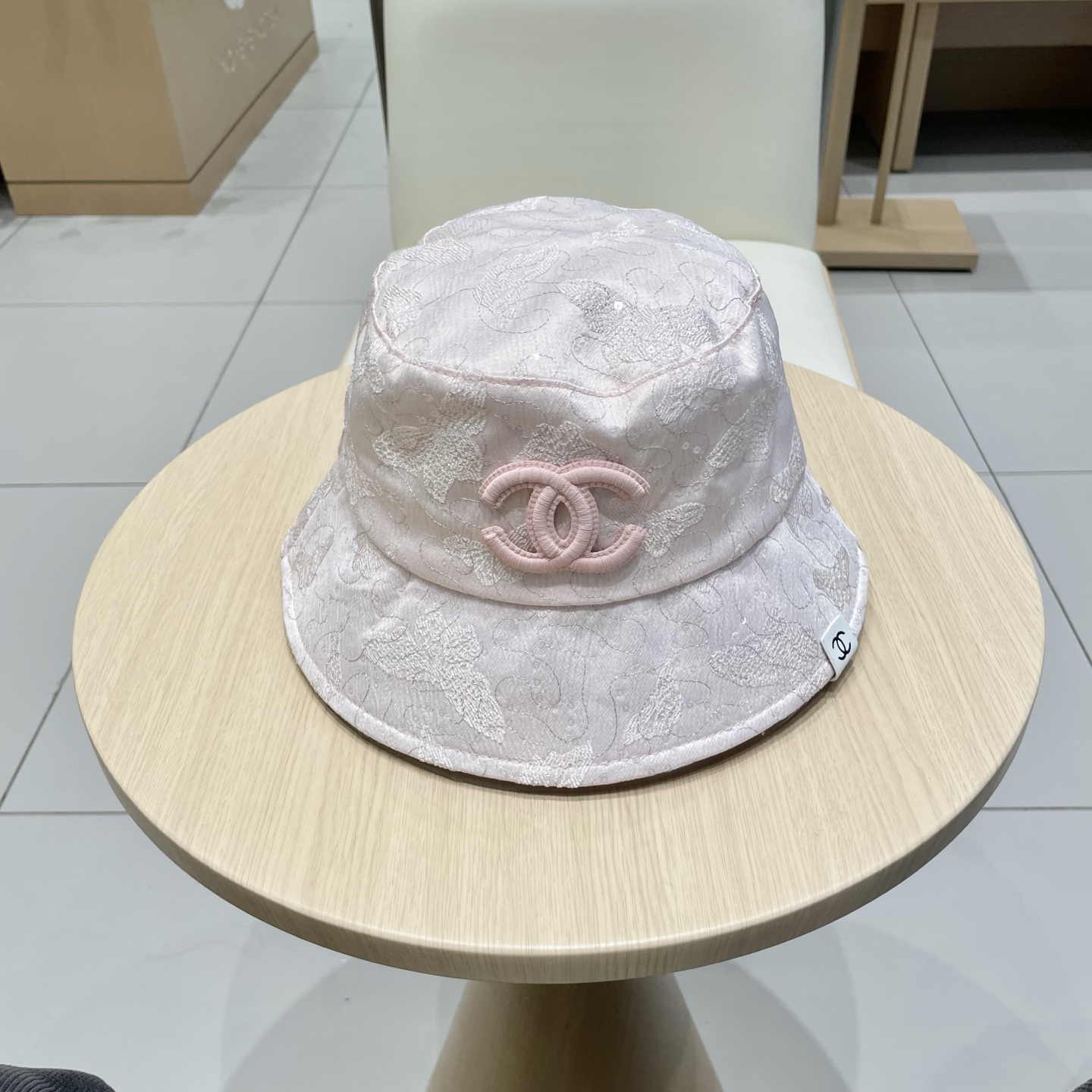NO:225009,Spot CHANEL Chanel The most beautiful fisherman hat logo you love Hat Straw hat Fisherman hat Baseball hat Knitted hat, hat, chanel, chanel, espadrilles, hats19860909现货CHANEL香奈儿 最美渔夫帽 logo你们爱的 帽子草帽渔夫帽棒球帽针织帽,帽子,chanel,chanel,espadrilles,hats,hat