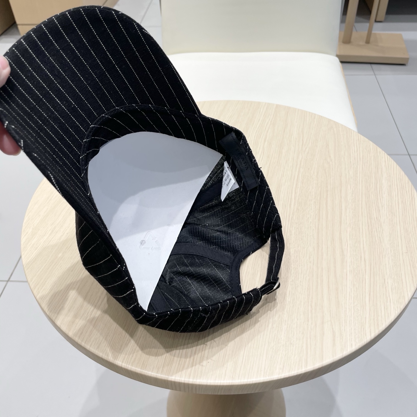  Prada普拉达 2025早秋新款大牌款棒球帽，经典款男女通用