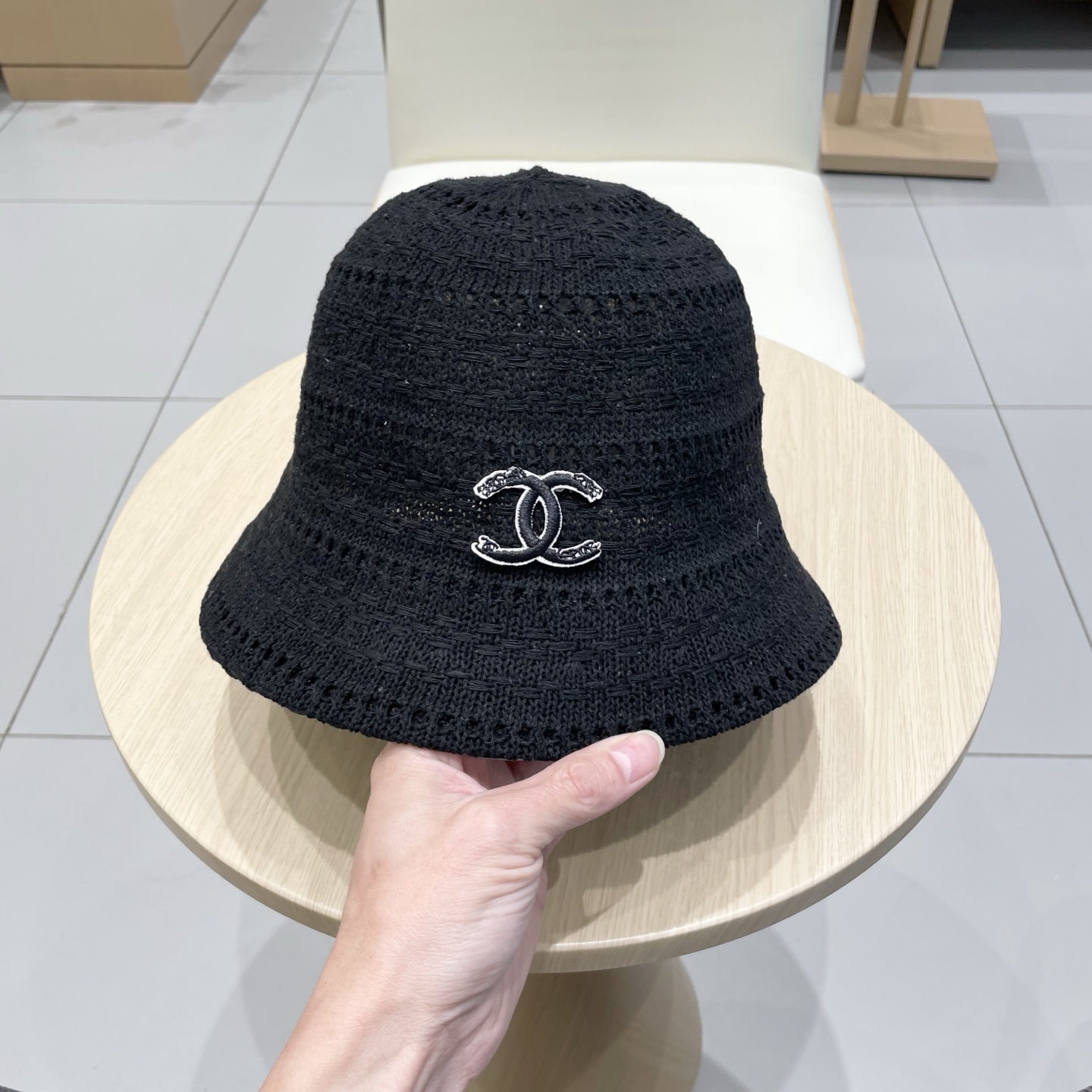  Chanel香奈儿镂空字母透气渔夫帽子女夏季防晒针织帽可折叠盆帽户外遮阳帽