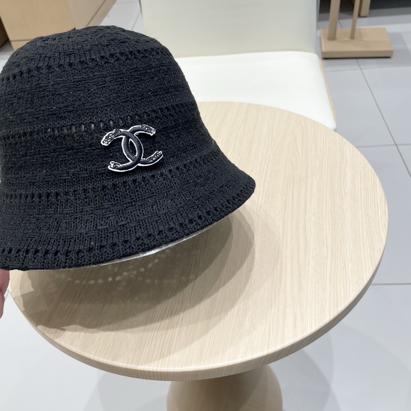  Chanel香奈儿镂空字母透气渔夫帽子女夏季防晒针织帽可折叠盆帽户外遮阳帽