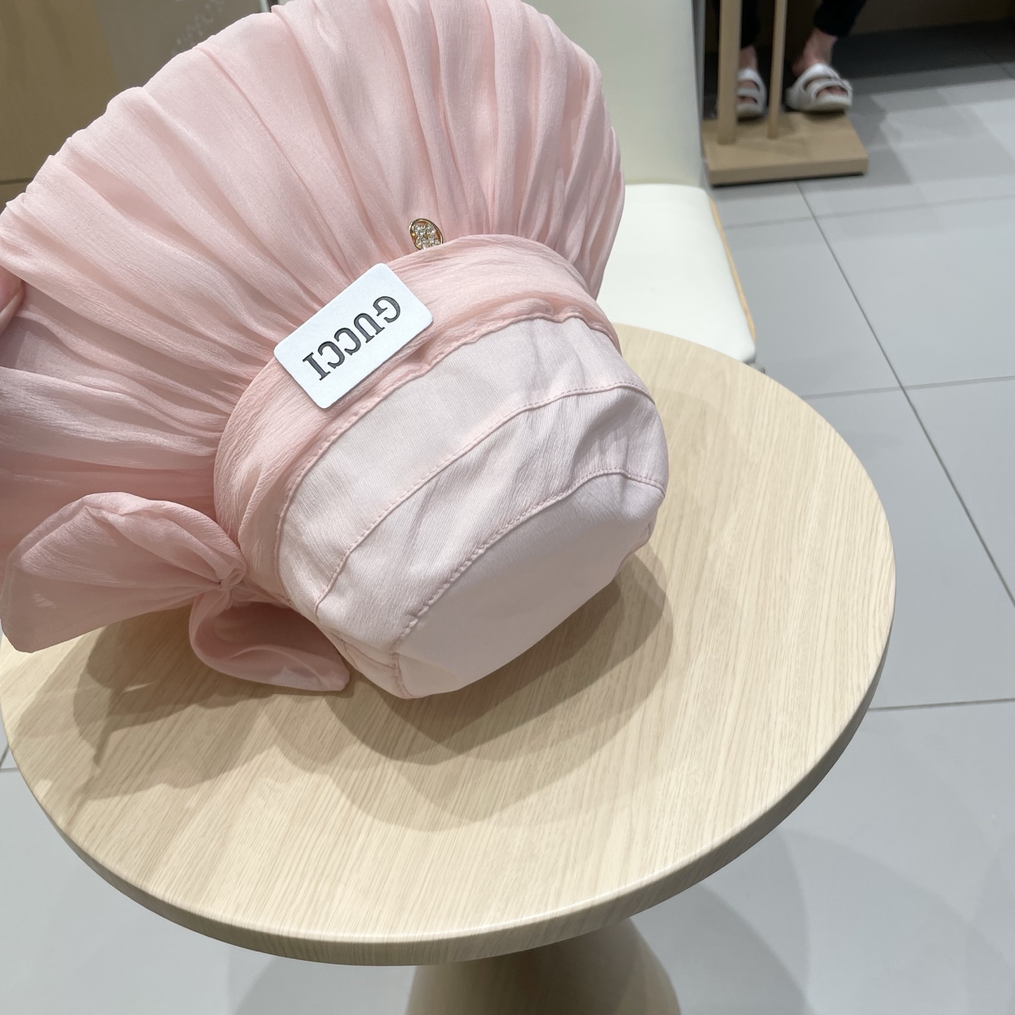  GUCCI古奇2025时尚气质优雅网纱遮阳帽女春夏出游仙女帽盆帽防晒遮阳太阳帽