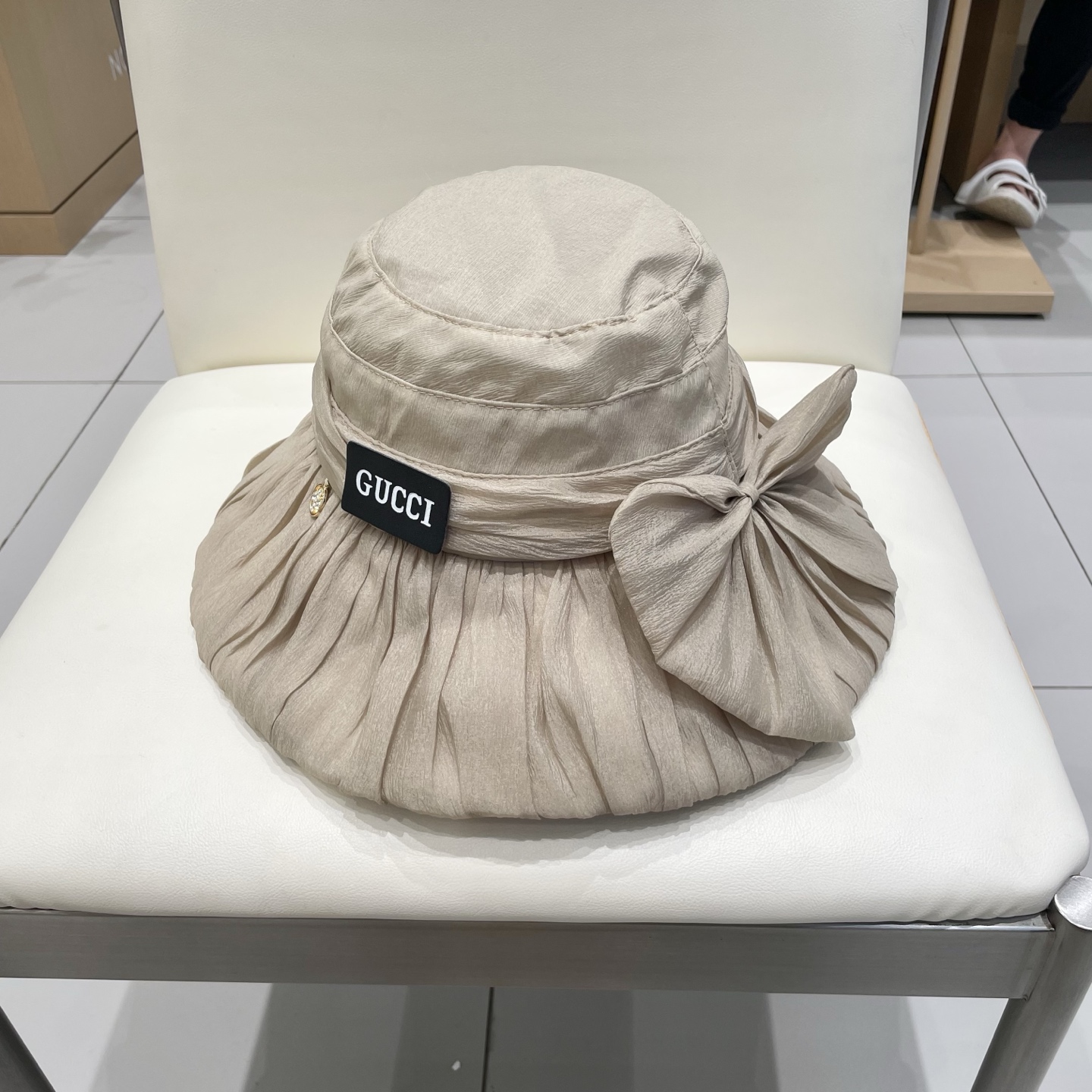  GUCCI古奇2025时尚气质优雅网纱遮阳帽女春夏出游仙女帽盆帽防晒遮阳太阳帽