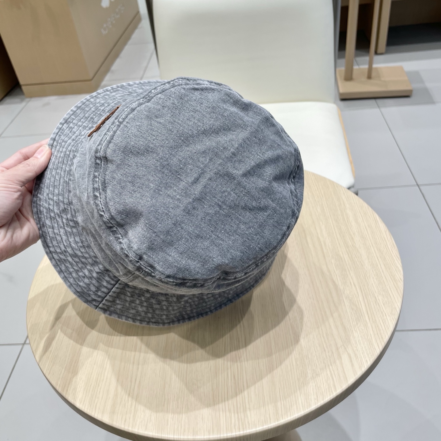 【LV路易威登】2025新款牛仔男女款简约渔夫帽，🔆百搭日常款～出街必备
