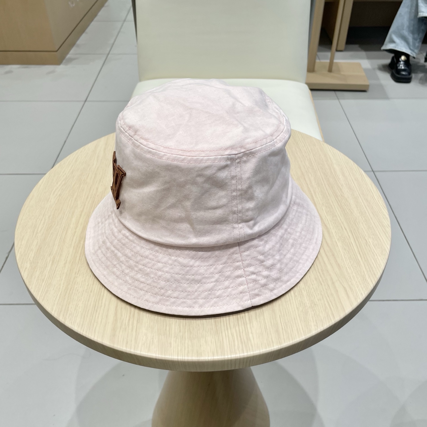 【LV路易威登】2025新款牛仔男女款简约渔夫帽，🔆百搭日常款～出街必备