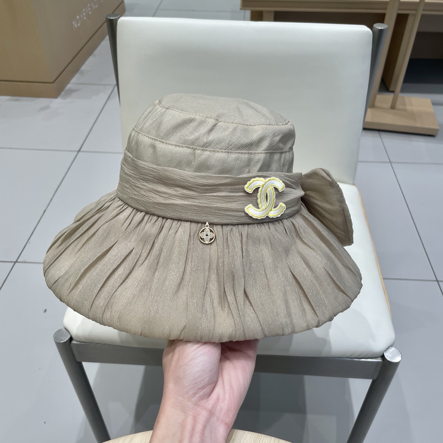  Chanel香奈儿春夏款时尚气质网纱遮阳帽女出游仙女帽大帽檐盆帽防晒遮阳太阳帽