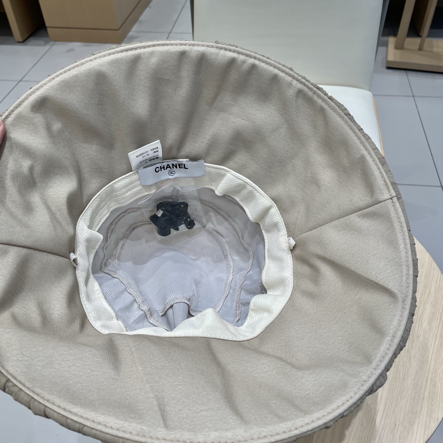  Chanel香奈儿春夏款时尚气质网纱遮阳帽女出游仙女帽大帽檐盆帽防晒遮阳太阳帽