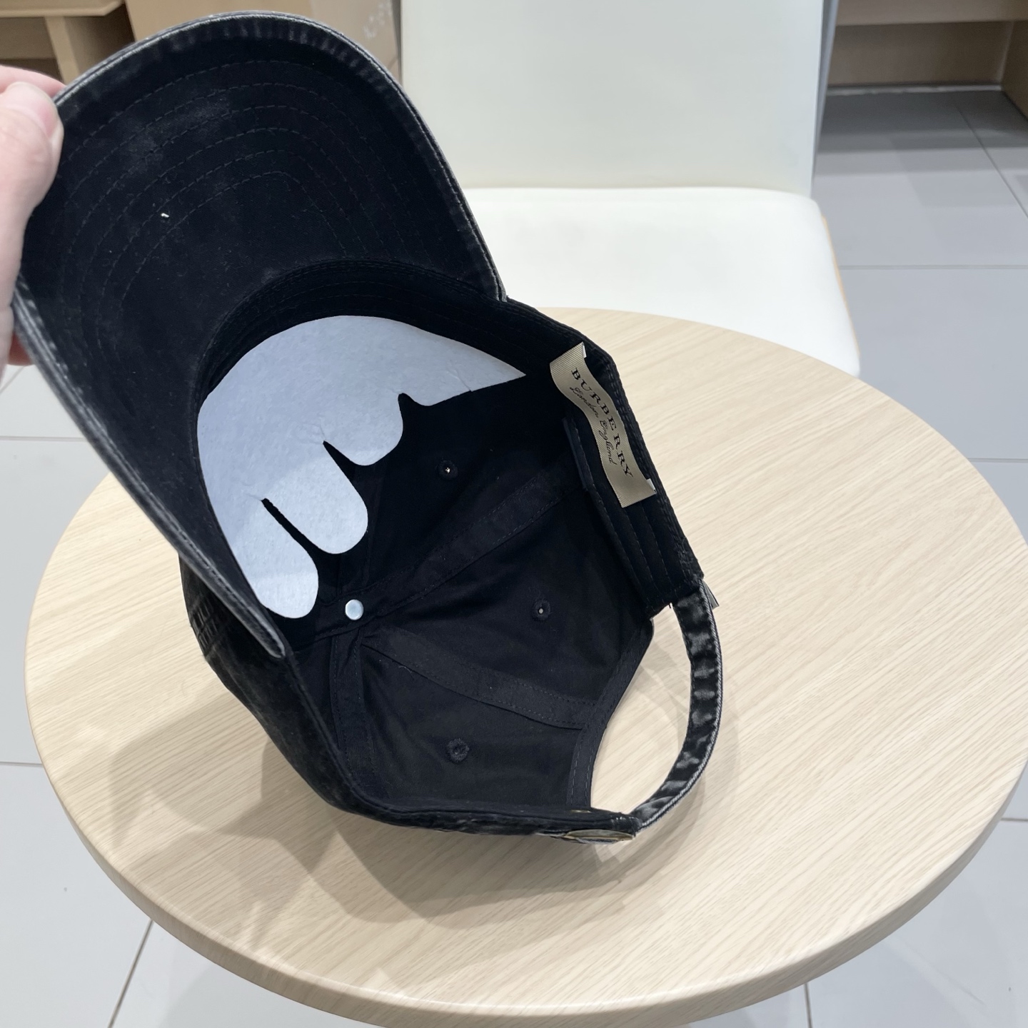  巴宝莉 2025棒球帽，大牌同步，超好搭配，出货！