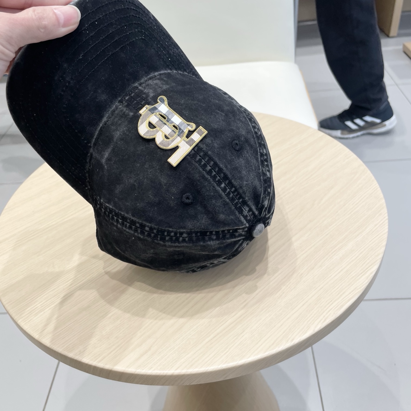  巴宝莉 2025棒球帽，大牌同步，超好搭配，出货！