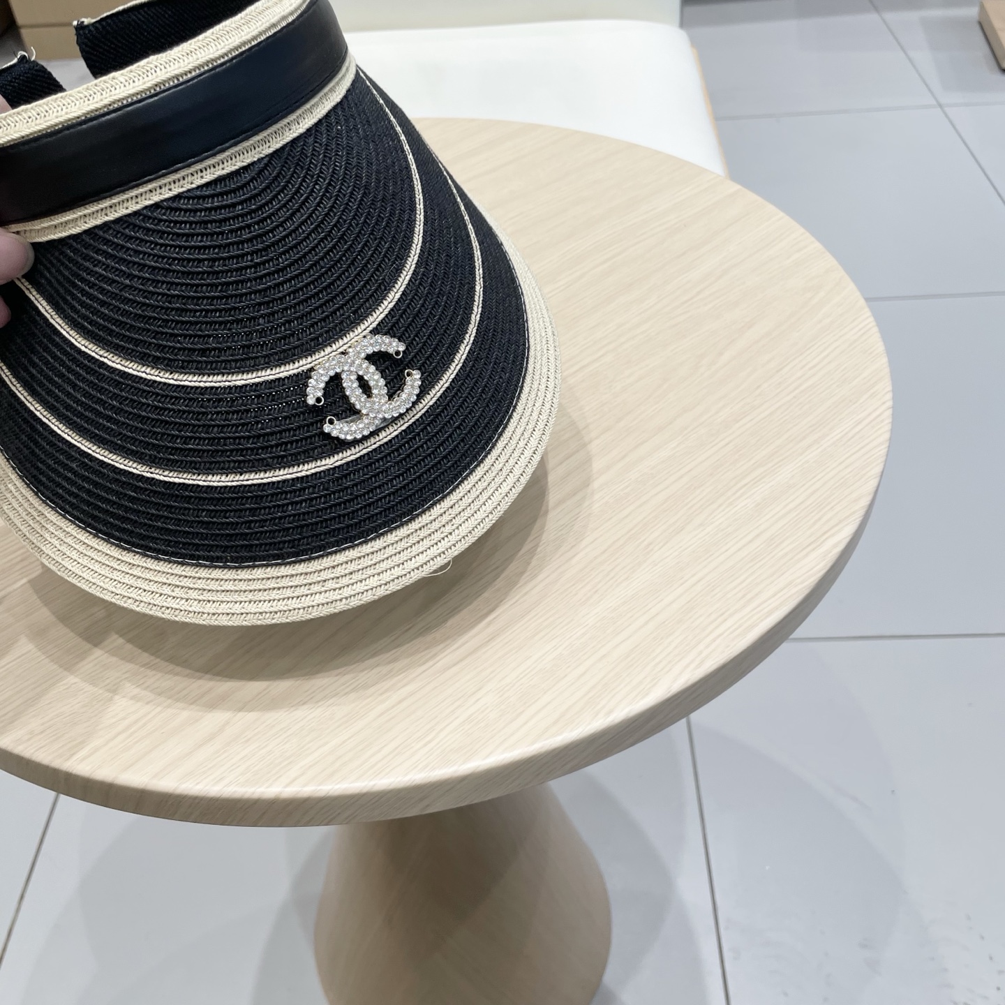  Chanel香奈儿空顶帽女2025夏季新款拼色细纸辫防晒帽遮阳逛街出游发箍帽子草帽