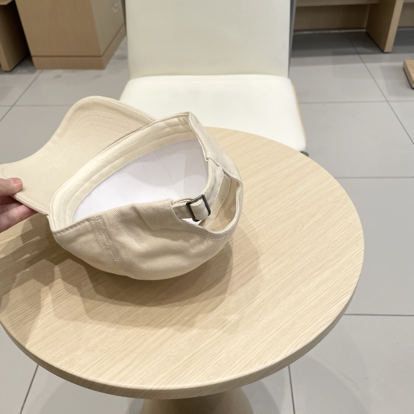  蒙口MONCLER新款棒球帽，时尚炸街单品，风格很OK，网红.时尚博主的最爱！高品质舒适透气，凹造型很