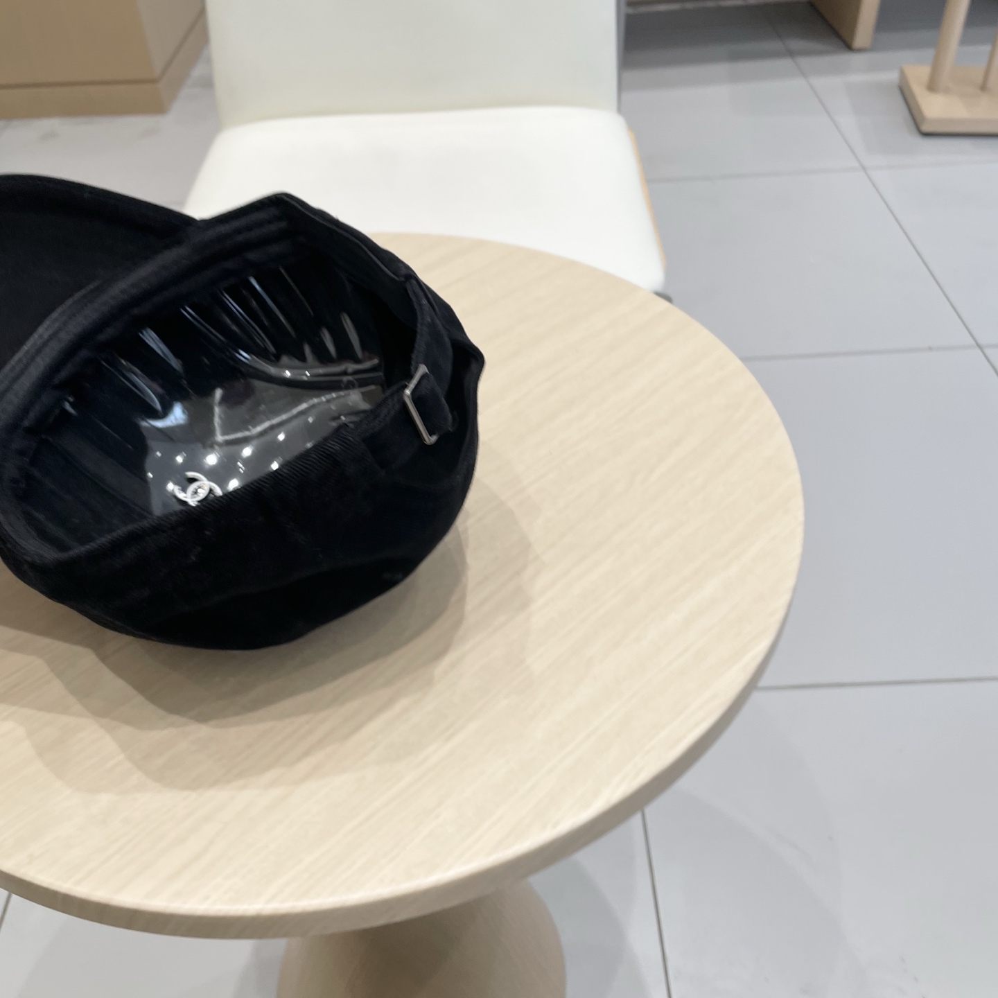  蒙口MONCLER新款棒球帽，时尚炸街单品，风格很OK，网红.时尚博主的最爱！高品质舒适透气，凹造型很