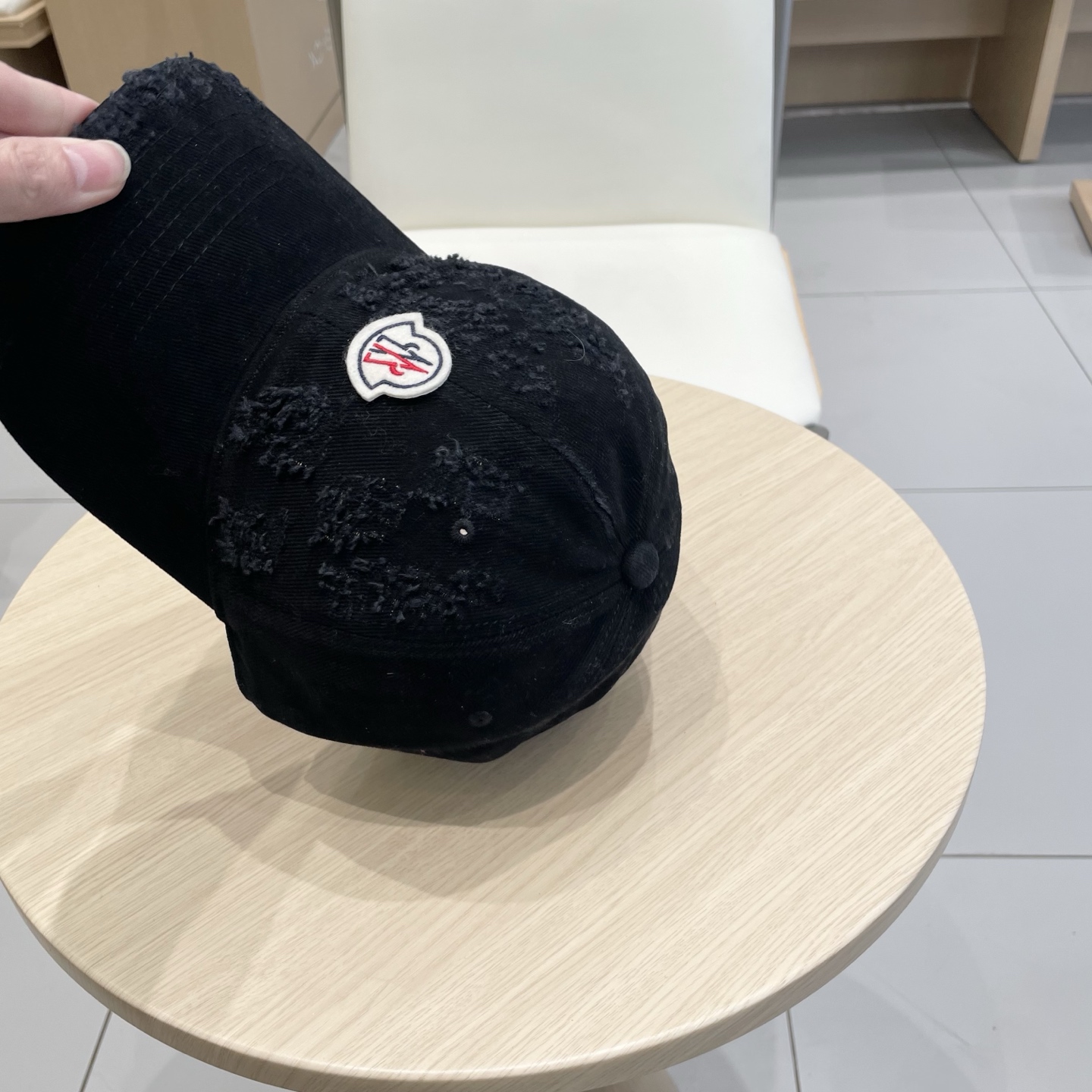  蒙口MONCLER新款棒球帽，时尚炸街单品，风格很OK，网红.时尚博主的最爱！高品质舒适透气，凹造型很