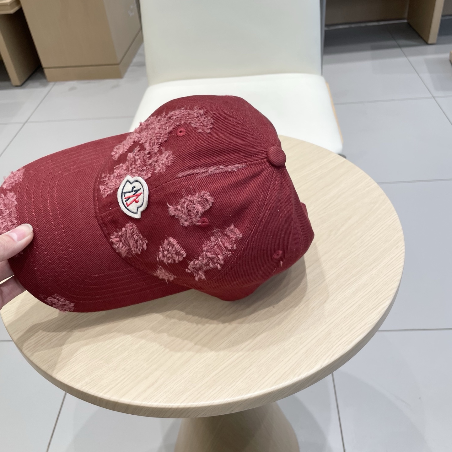  蒙口MONCLER新款棒球帽，时尚炸街单品，风格很OK，网红.时尚博主的最爱！高品质舒适透气，凹造型很