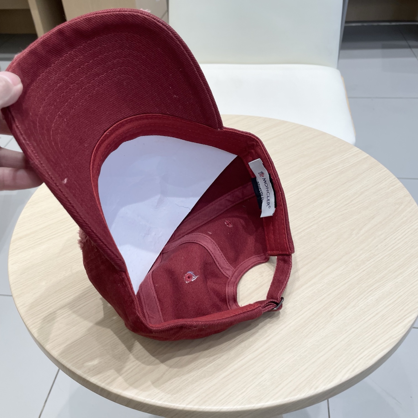  蒙口MONCLER新款棒球帽，时尚炸街单品，风格很OK，网红.时尚博主的最爱！高品质舒适透气，凹造型很