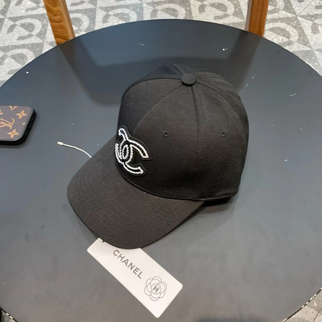  Chanel香奈儿新款棒球帽，夏款鸭舌帽，网状风格独特设计，单色 头围57cm