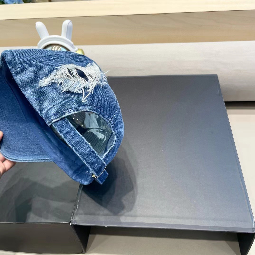  CHANEL香奈儿】2025新款简约棒球帽，新款出货，大牌款超好搭配，赶紧入手！