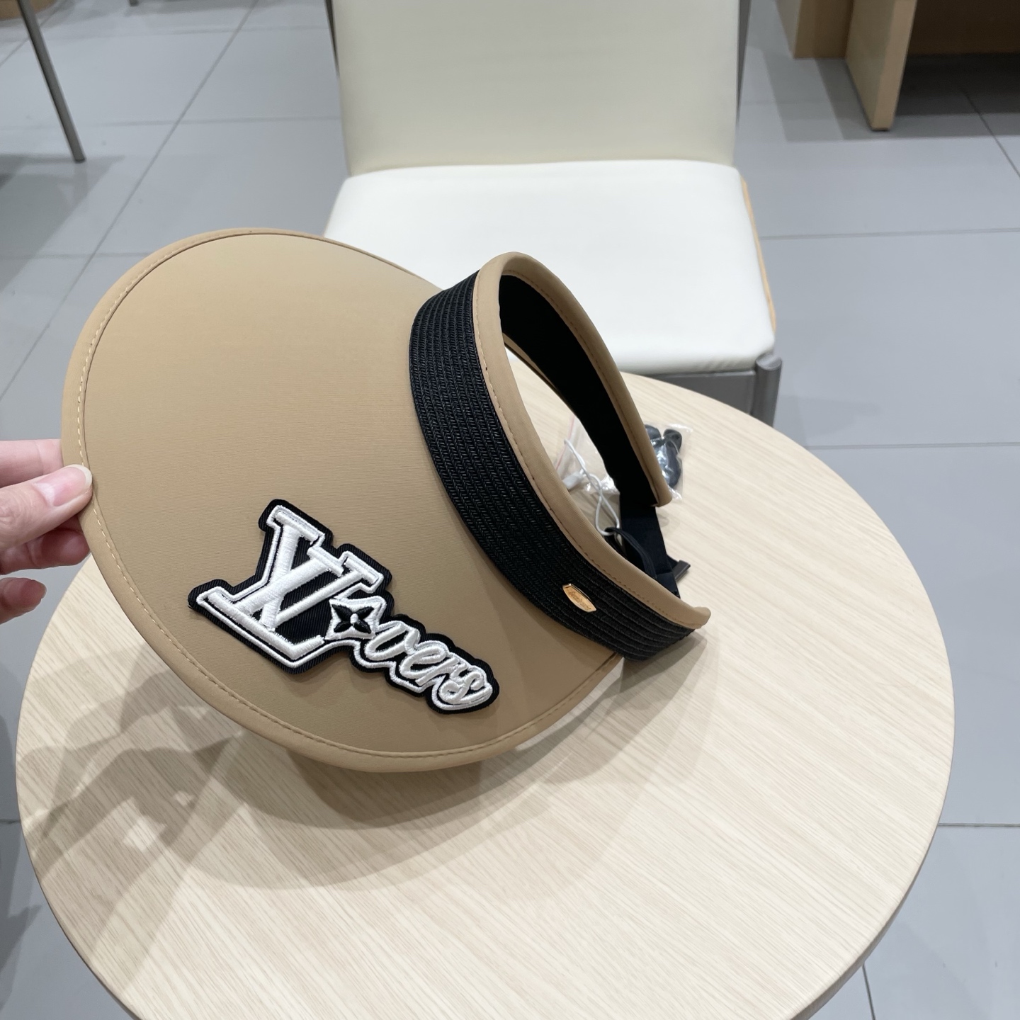  【LV路易威登】2025 夏季新款拉菲草遮阳帽空顶帽，大牌出货，超方便！好搭！出街必备