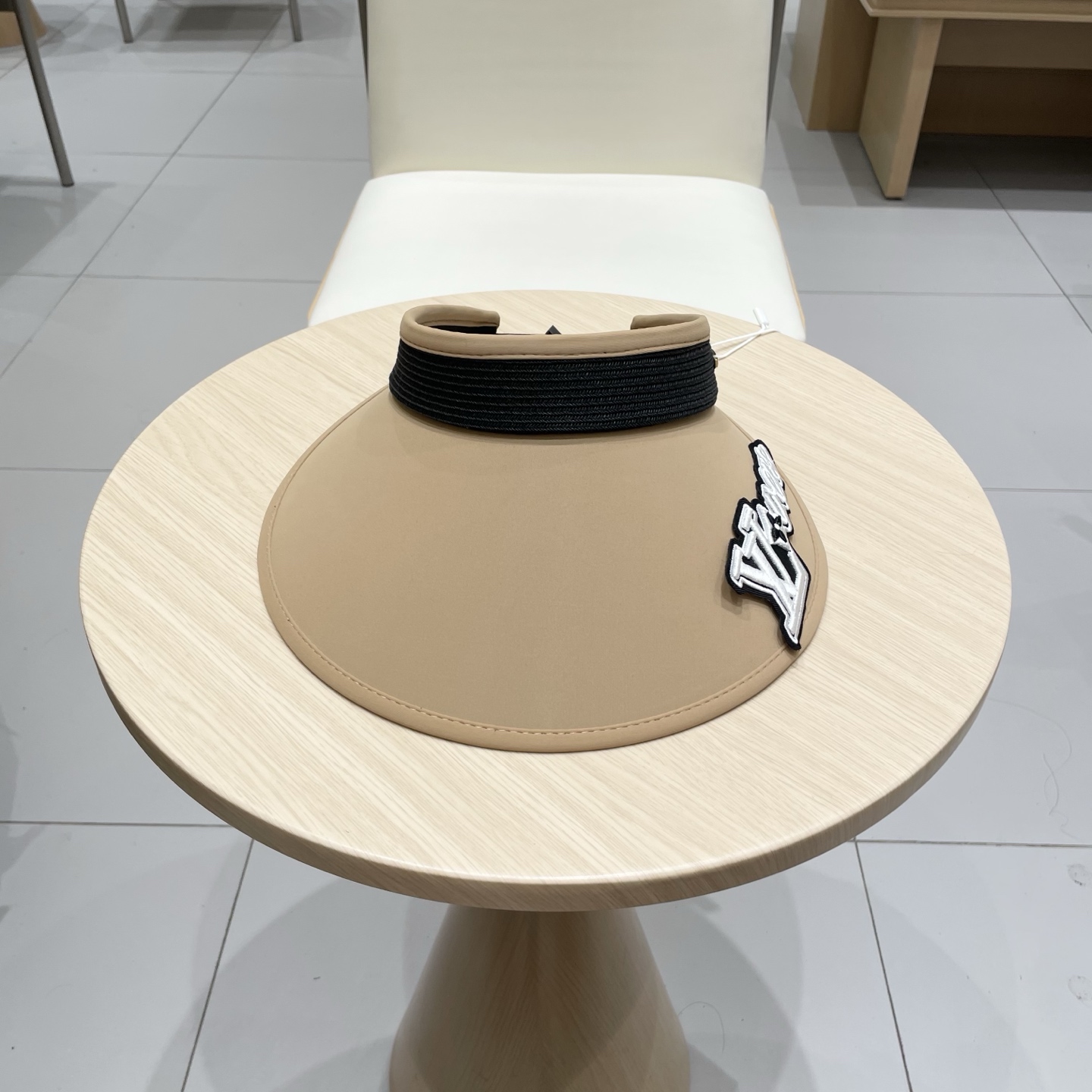  【LV路易威登】2025 夏季新款拉菲草遮阳帽空顶帽，大牌出货，超方便！好搭！出街必备