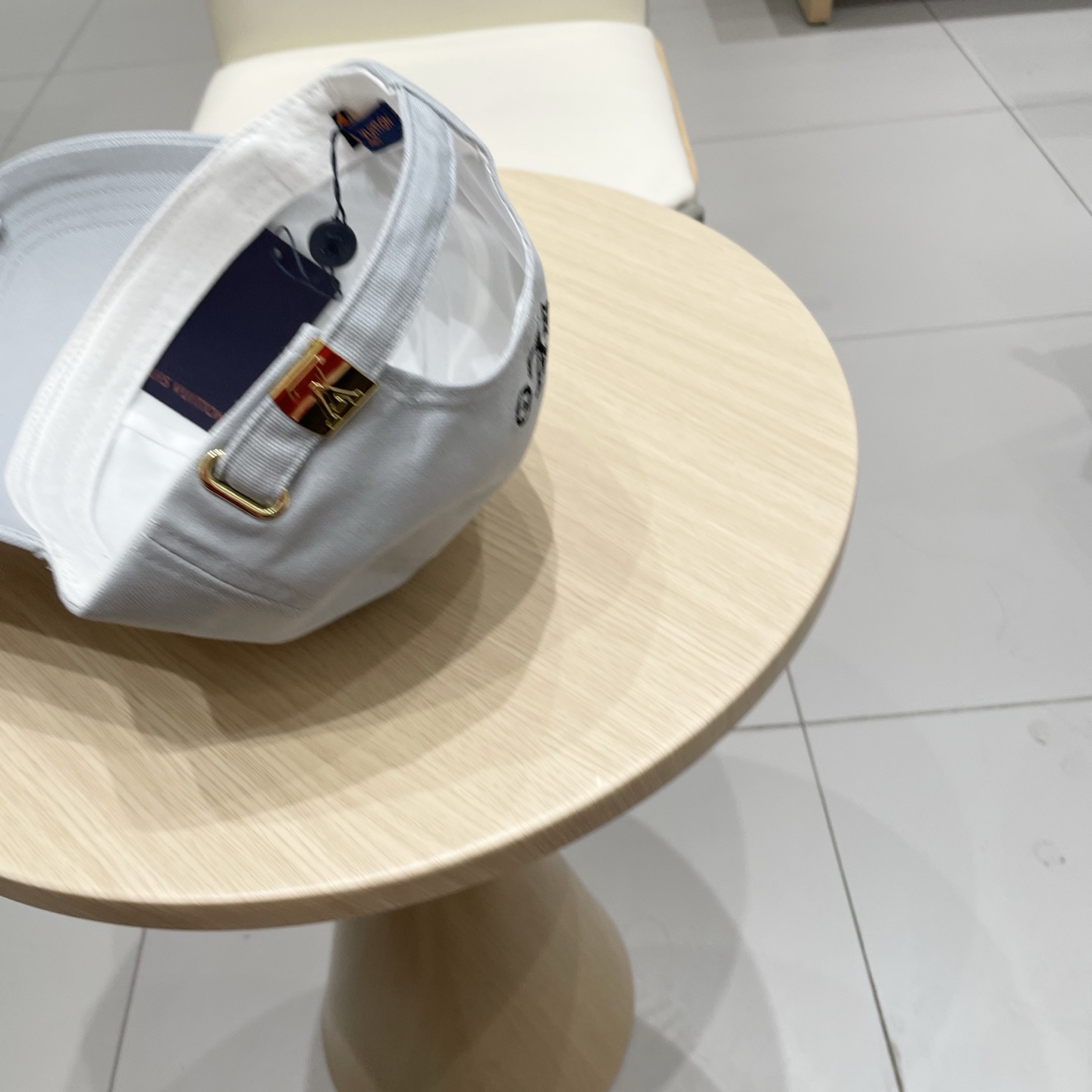  🧢LV路易威登🧢 官网高版出货，经典棒球帽，非常经典的经典，流行的复古美，四季可用，出门必备，非常显脸