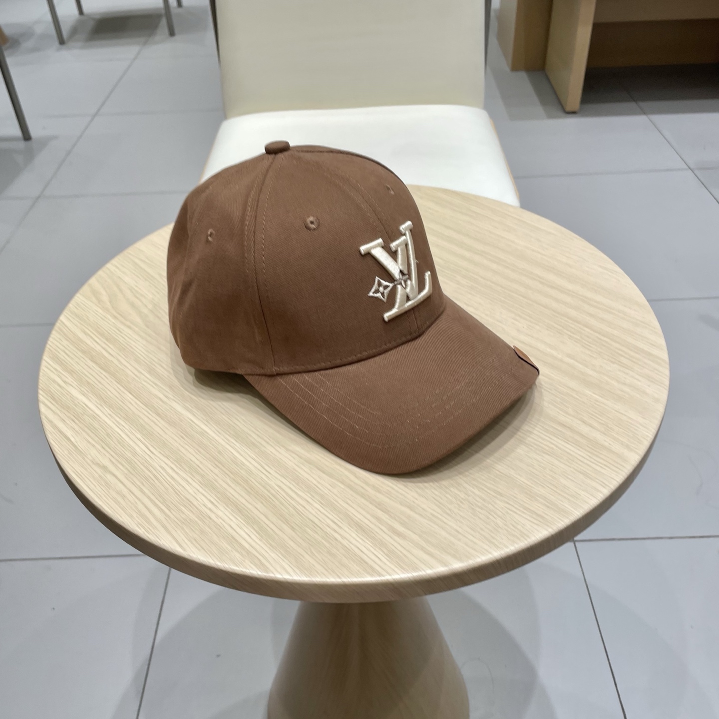  🧢LV路易威登🧢 官网高版出货，经典棒球帽，非常经典的经典，流行的复古美，四季可用，出门必备，非常显脸